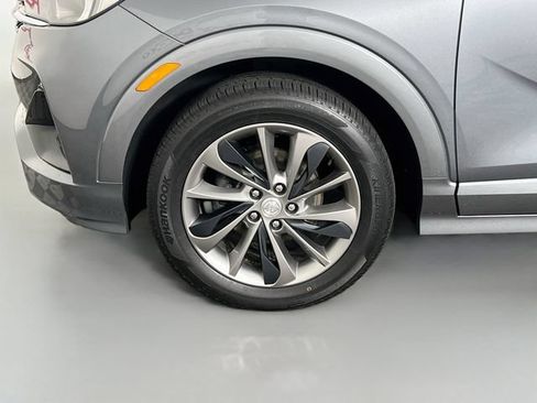 Used 2022 Buick Encore GX Preferred w/ Sport Touring Package FWD image 11