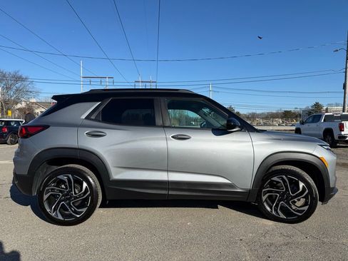 Used 2025 Chevrolet TrailBlazer RS w/ Convenience Package image 4