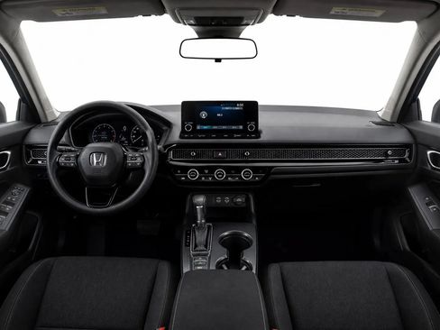 Used 2025 Honda Accord SE image 4