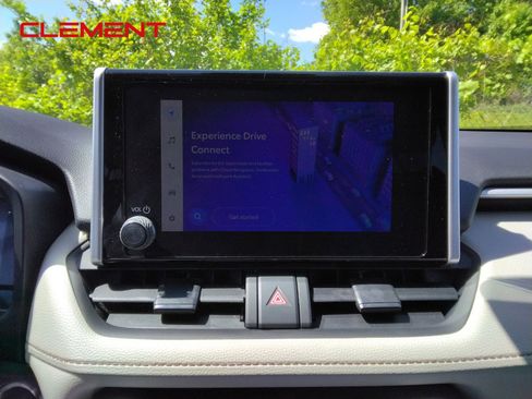 Used 2023 Toyota RAV4 XLE w/ Convenience Package FWD image 19