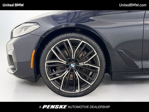 Used 2021 BMW 540i w/ M Sport Package image 2