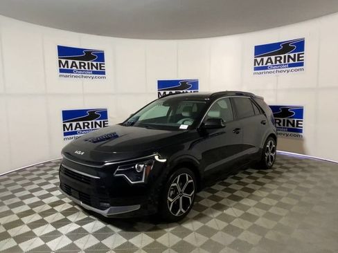 Used 2024 Kia Niro EX Touring FWD image 6