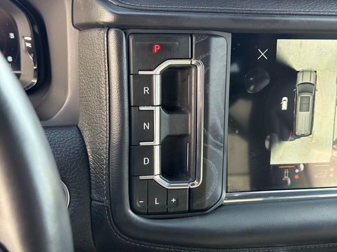 Used 2024 GMC Yukon Denali w/ Advanced Technology Package AWD/4WD image 15