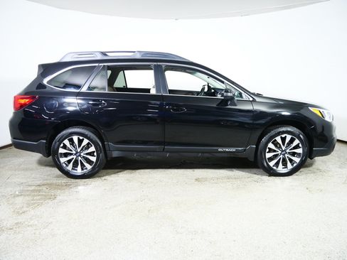 Used 2015 Subaru Outback 2.5i Limited AWD/4WD image 8