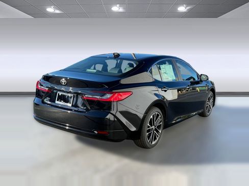 New 2026 Toyota Camry Hybrid AWD/4WD image 10