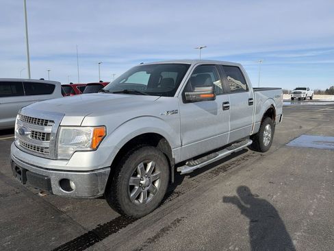 Used 2013 Ford F150 XLT w/ XLT Chrome Pkg image 3