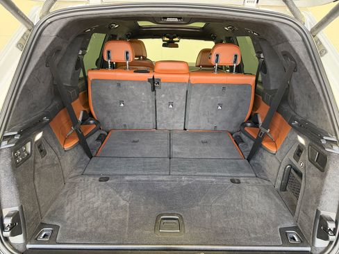 Certified 2024 BMW X7 M60i w/ Climate Comfort Package image 31