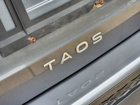 Used 2022 Volkswagen Taos S FWD image 12
