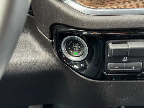 Used 2023 Chevrolet Silverado 1500 LT Trail Boss w/ Convenience Package II image 35