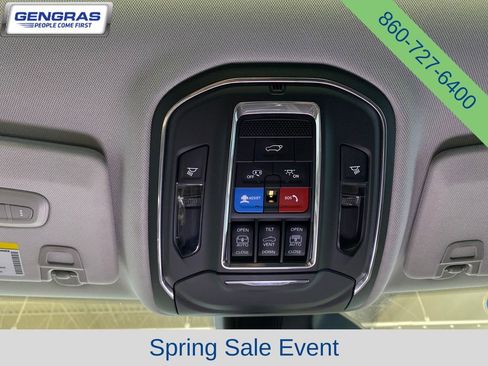 Used 2023 Jeep Grand Cherokee Limited w/ Luxury Tech Group II AWD/4WD image 25