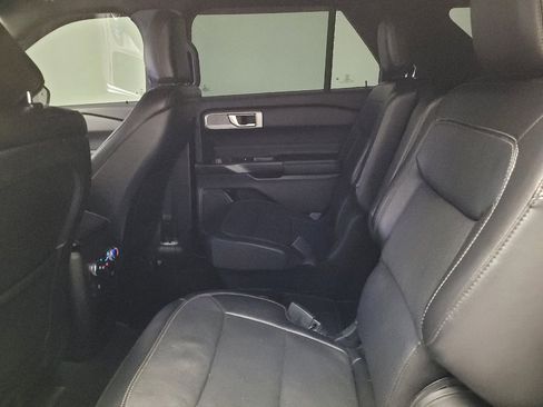 Used 2020 Ford Explorer Limited AWD/4WD image 18