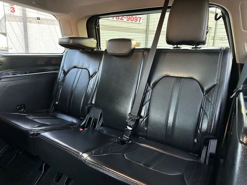 Used 2019 Ford Expedition Platinum image 23