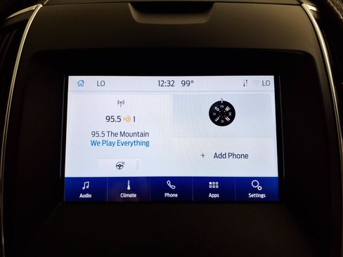 Used 2020 Ford Edge Titanium w/ Cargo Accessory Package AWD/4WD image 18
