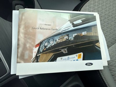 Used 2023 Ford Escape Active w/ Tech Pack #1 AWD/4WD image 23