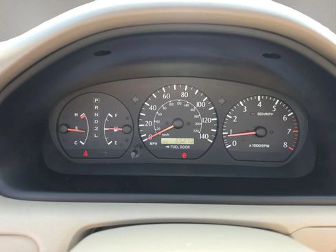 Used 2003 Toyota Solara SLE FWD image 12