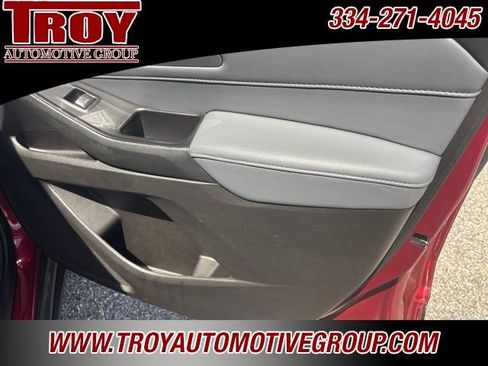 Used 2019 Chevrolet Traverse LT FWD image 31