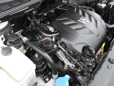 Used 2012 Kia Sedona EX w/ Luxury Pkg image 38