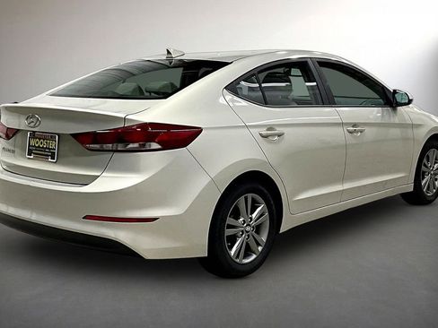 Used 2017 Hyundai Elantra Value Edition FWD image 5