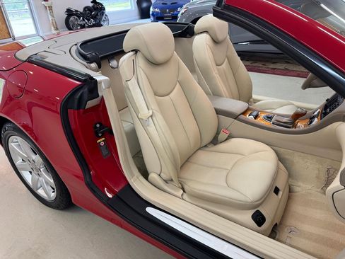 Used 2004 Mercedes-Benz SL 500 image 10