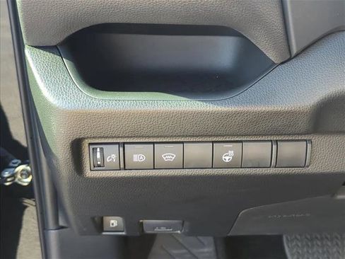 Used 2023 Toyota RAV4 SE image 14