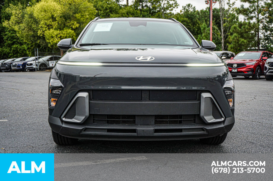 Used 2025 Hyundai Kona SEL FWD image 9