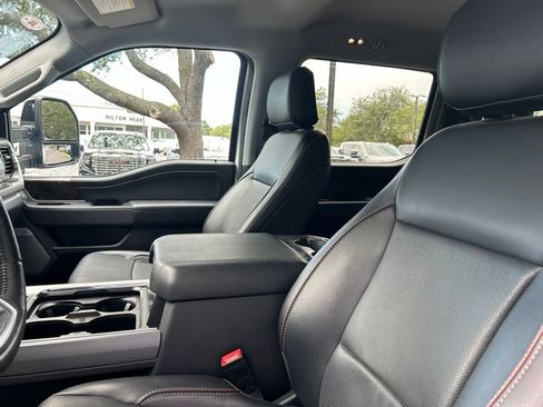 Used 2023 Ford F250 Lariat w/ Black Appearance Package AWD/4WD image 11