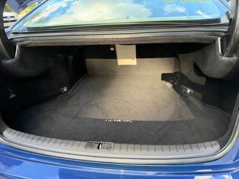 Used 2016 Hyundai Genesis 3.8 w/ Option Group 04 AWD/4WD image 17