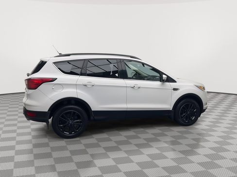 Used 2019 Ford Escape SEL image 38