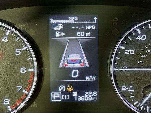 Certified 2025 Subaru Forester Premium AWD/4WD image 17