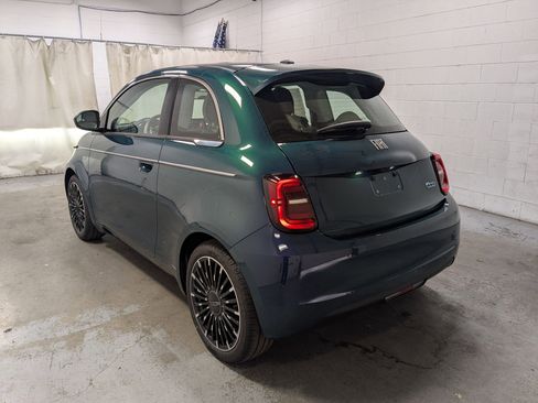 New 2025 FIAT 500 e w/ Quick Order Package 21B Icona image 7