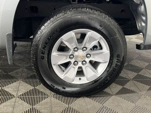Used 2026 Chevrolet Silverado 1500 LT AWD/4WD image 13