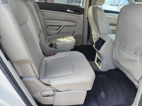 Used 2018 Volkswagen Atlas SE image 35