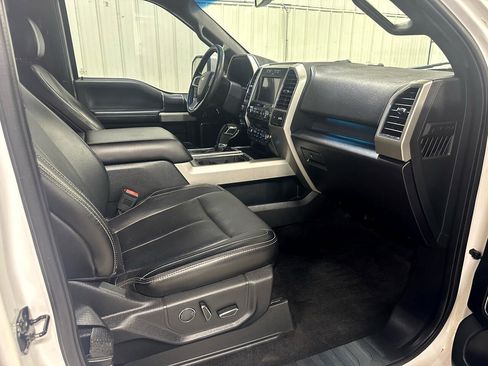 Used 2018 Ford F150 Lariat image 13