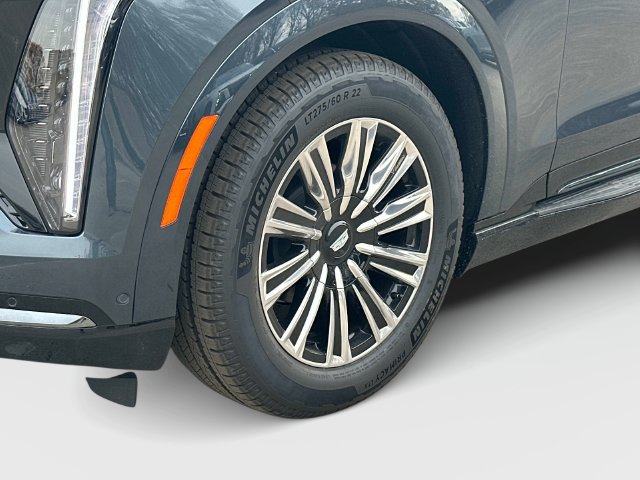 New 2026 Cadillac Escalade IQ Sport 1 w/ LPO, Floor Liner Package AWD/4WD image 18