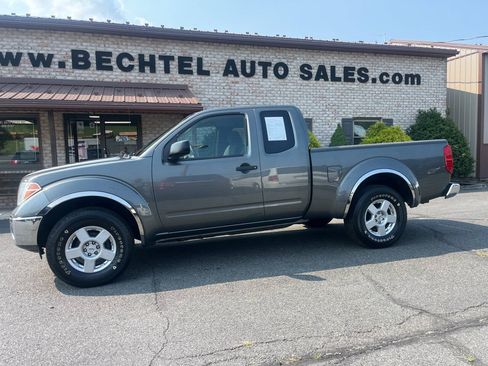 Used 2006 Nissan Frontier SE w/ (P01) Power Pkg AWD/4WD image 1