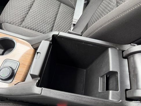 Used 2019 GMC Acadia SLE w/ Driver Alert Package I image 34