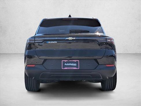 New 2026 Chevrolet Equinox EV LT image 6