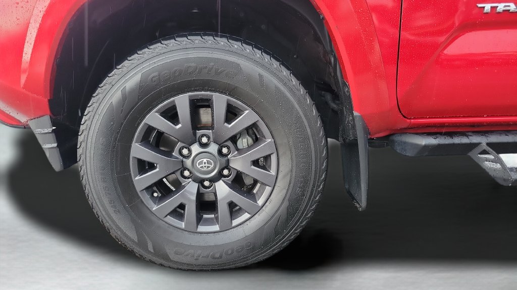 Certified 2022 Toyota Tacoma SR5 w/ Technology Package RWD image 25