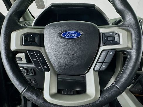 Used 2020 Ford F150 Lariat w/ Equipment Group 502A Luxury AWD/4WD image 58