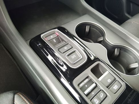 New 2025 Honda Pilot Sport image 23