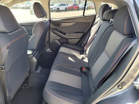 Used 2023 Subaru Crosstrek 2.0i Premium image 12