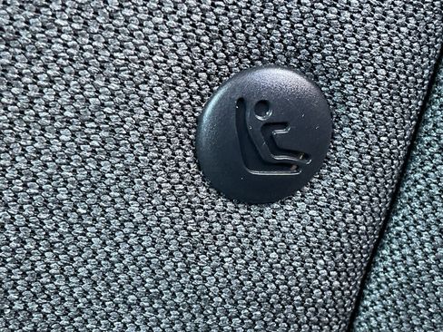 Used 2025 Kia K4 LXS image 17