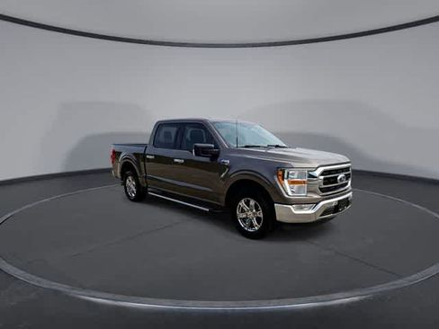 Used 2021 Ford F150 XLT w/ Equipment Group 301A Mid RWD image 2