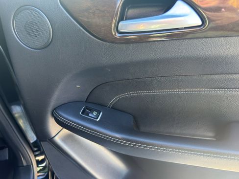 Used 2015 Mercedes-Benz ML 250 BlueTEC 4MATIC image 42