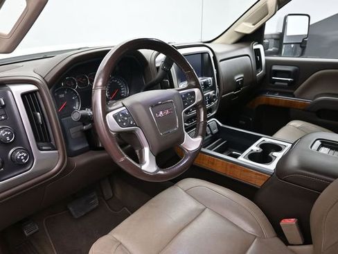 Used 2018 GMC Sierra 3500 SLT AWD/4WD image 12