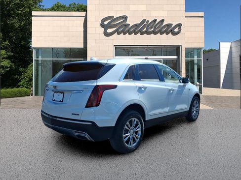 Certified 2023 Cadillac XT5 Premium Luxury AWD/4WD image 5