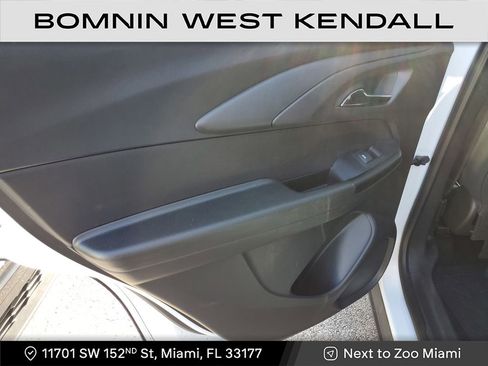 Used 2021 Chevrolet TrailBlazer RS w/ Sun and Liftgate Package image 18