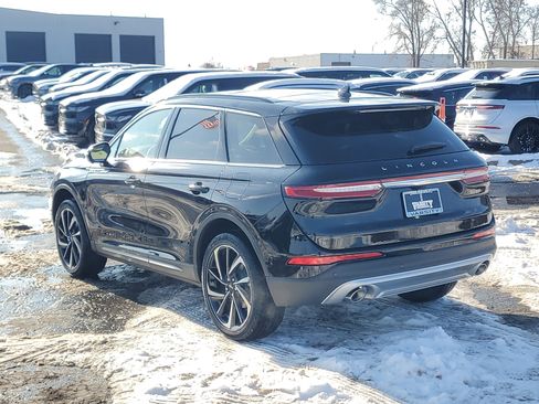 New 2026 Lincoln Corsair Reserve image 3