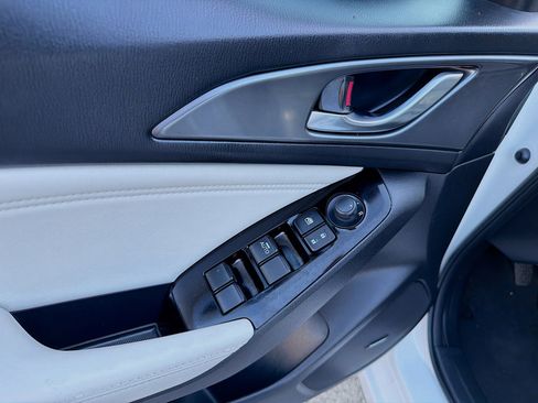 Used 2018 MAZDA MAZDA3 Grand Touring w/ Premium Equipment Package image 21