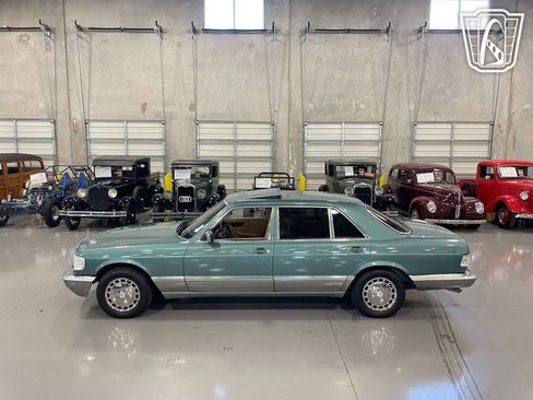 Used 1987 Mercedes-Benz 420 SEL image 5